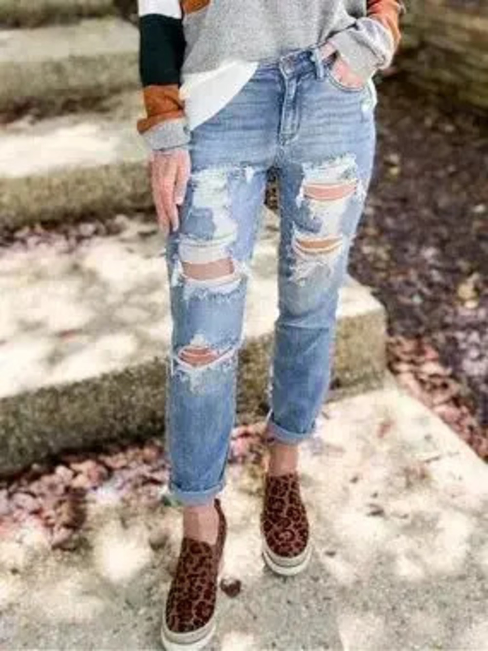 Distressed Skinny Jeans - Picture 3 of 5